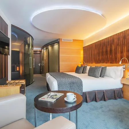 Starc By Pierre & Premium
